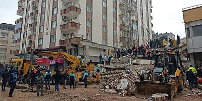 Depremde 51 kişinin öldüğü Furkan Apartmanı ile ilgili davada 3 sanığa tahliye