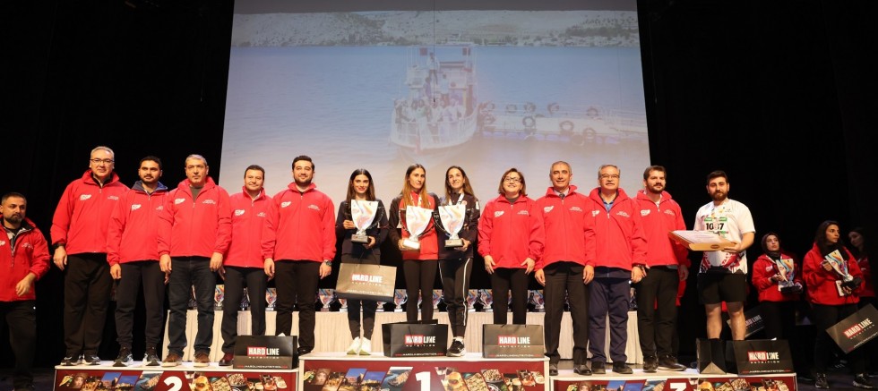  7’NCİ GAZİ YARI MARATONU ÖDÜLLERİ SAHİPLERİNİ BULDU