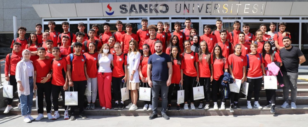 Adil Sani Konukoğlu Spor Lisesi Öğrencileri Ssnko Üniversitesi'nde