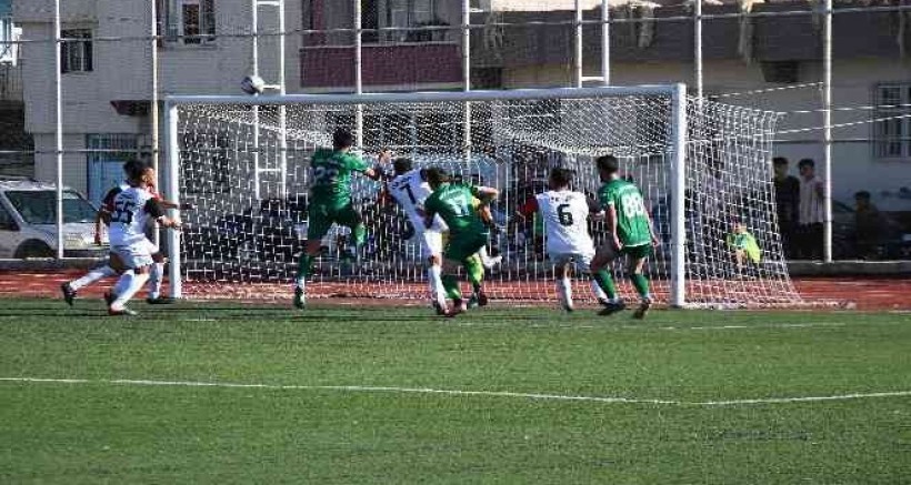 Araban Belediyespor, Gaziantepgücüspor'u 4-0 mağlup etti