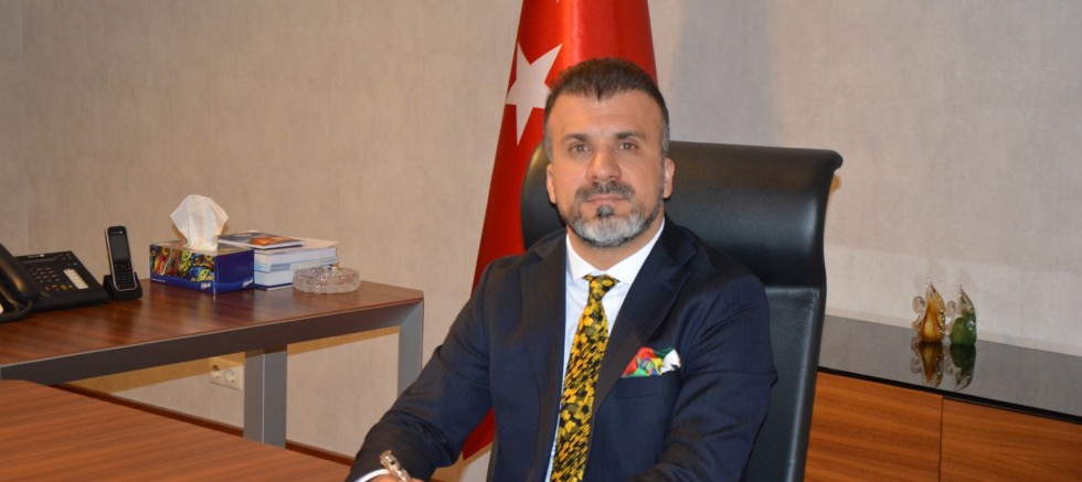 “Başkan Kadooğlu’ndan 10 Kasım Mesajı: ‘Fikirleri Yolumuzu Aydınlatıyor’”