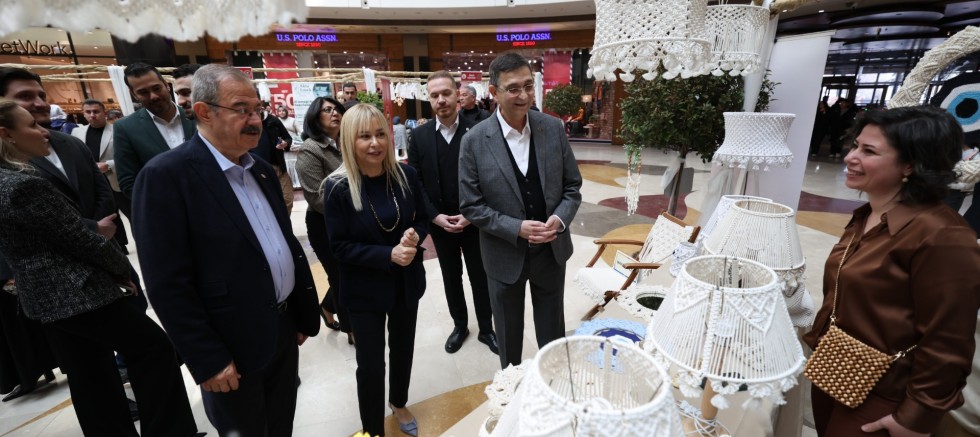 Evde üreten kadınlar ekonomiye değer katıyor