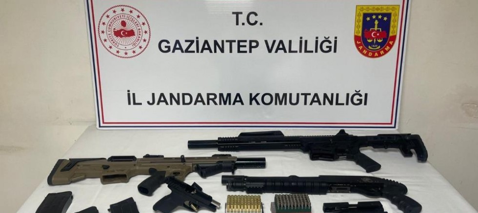 Gaziantep'te 23 adet ruhsatsız silah ele geçirildi: 19 gözaltı