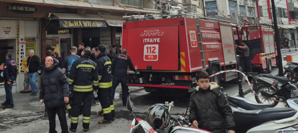 Gaziantep'te korku dolu anlar! Çarşı yanıyor