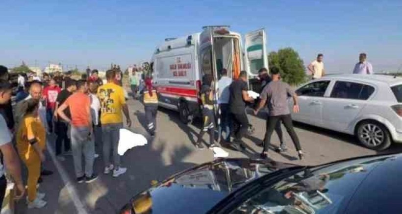 Gaziantep'te otomobil ile motosiklet çarpıştı: 1 ölü, 2 yaralı