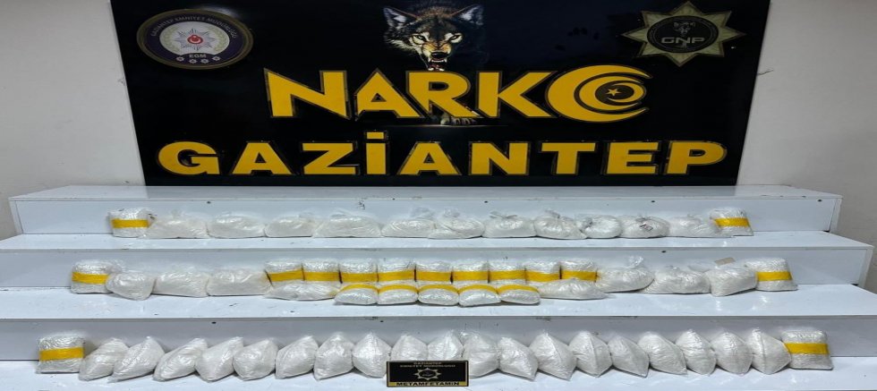 Gaziantep'te 123 kilo skunk ve metamfetamin ele geçirildi: 4 tutuklama