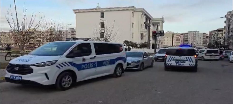Gaziantep'te kızlar arasındaki kavga kanlı bitti: 1 yaralı