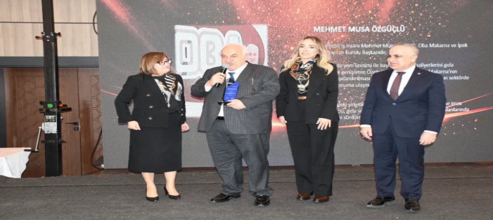 Musa Özgüçlü’ye “Sağlığa En Büyük Yatırım Yapan Hayırsever” Ödülü