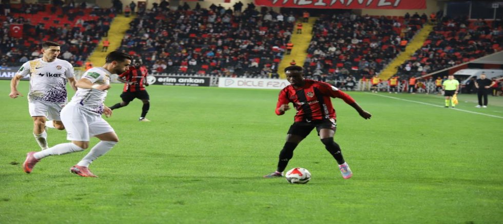 Trendyol Süper Lig: Gaziantep FK: 1 - Eyüpspor: 2 (Maç sonucu)