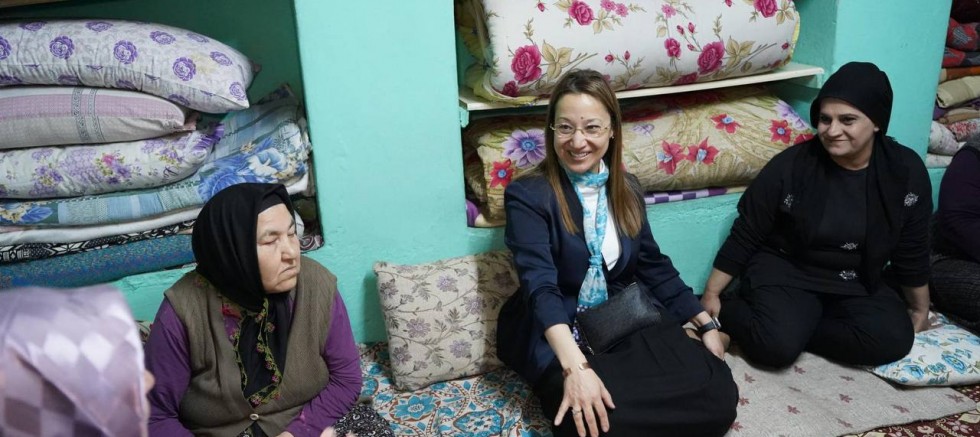 MİLLETVEKİLİ BAKBAK ŞEHİTKAMİL’İ EV EV GEZDİ, KADINLARI DİNLEDİ
