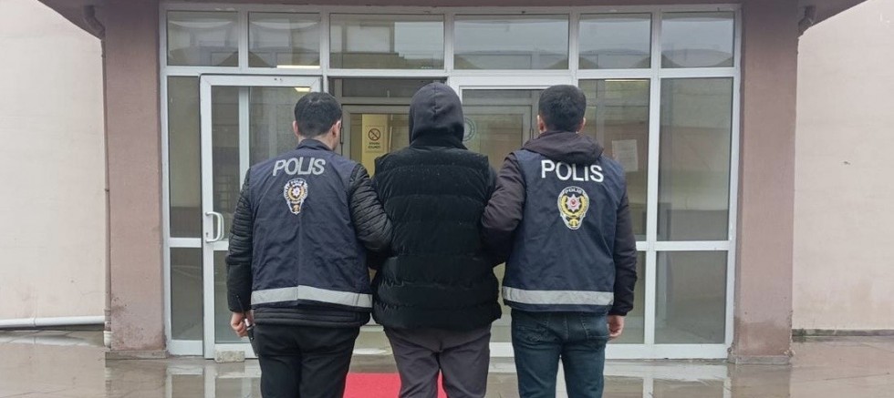 Nizip’te 28 Yıl Hapis Cezası Bulunan Firari Yakalandı