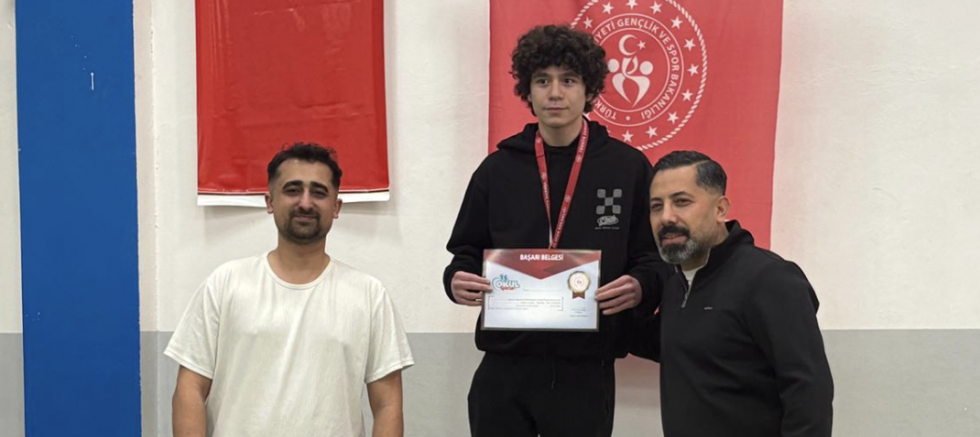 SANKO OKULLARI ESKRİMDE 17 MADALYA KAZANDI