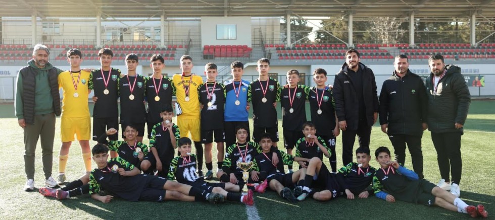 ŞEHİTKAMİL'İN GENÇ KRAMPONLARI GAZİANTEP'İ TÜRKİYE ŞAMPİYONASI'NDA TEMSİL EDECEK