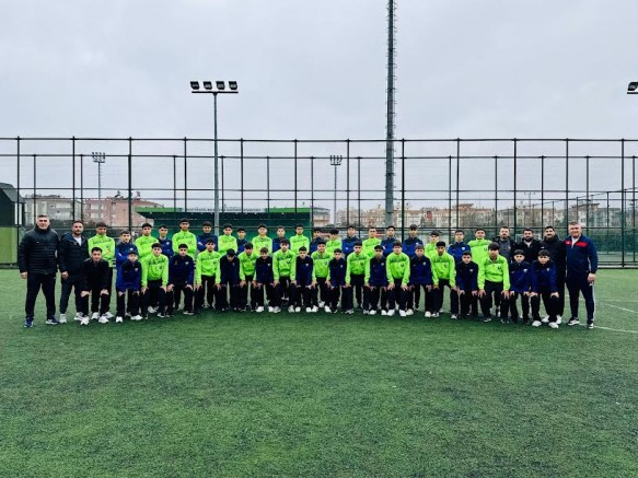 Şehitkamil Sporcuları Türkiye Yolunda