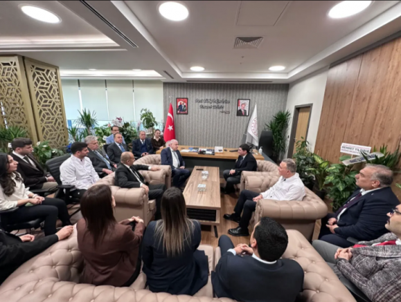 Sermet Atay Dur durak bilmiyor!