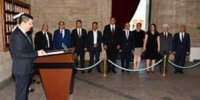 Anadolu Basın Birliği Yeni Yönetimi Anıtkabir’i ziyaret etti