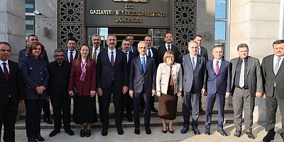 BAKAN URALOĞLU'NDAN, BÜYÜKŞEHİR'İN PROJELERİNE YEŞİL IŞIK 