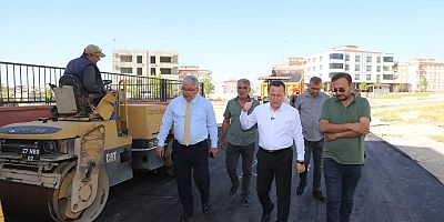 Başkan Doğan, Nizip’in her sokağına sıcak asfalt değecek