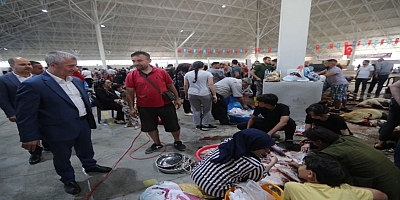 BAŞKAN TAHMAZOĞLU KURBAN KESİM ALANLARINI ZİYARET ETTİ