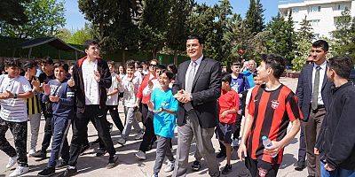 Başkan Umut Yılmaz 23 Nisan'ı çocuklarla kutladı