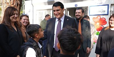 BAŞKAN YILMAZ’DAN MAHALLE ZİYARETLERİ: “ŞEHİTKAMİL İÇİN ÇALIŞMAYA DEVAM”