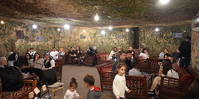 Bayram tatilinde Gaziantep'in tarihi Kaleoğlu Mağarası'na yoğun ilgi