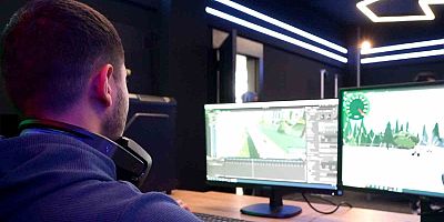 Büyükşehir’in yazılım eğitimlerinde başarılı olan öğrenciler istihdam edildi