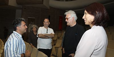  DEVLET TİYATROLARI GENEL MÜDÜRÜ KARADAĞLI GAZİANTEP ŞEHİR TİYATROSU PROVASINDA