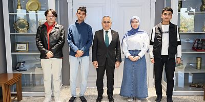 GAÜN REKTÖRÜ PROF. DR. DOĞAN, ÖZBEKİSTANLI ÖĞRENCİLERLE BULUŞTU