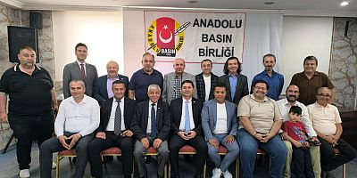 “Gazeteci, meslektaşını tehdit etmez”