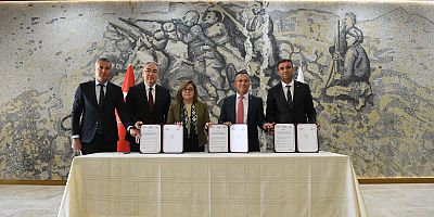 Gaziantep Büyükşehir Belediyesi nden YKS ve LGS öğrencilerine destek