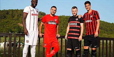 Gaziantep FK'nin yeni sezon formaları tanıtıldı