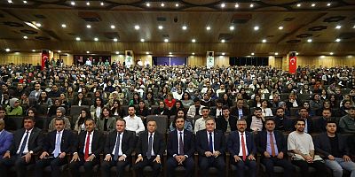 Gaziantep’in çiçeği burnunda öğretmenleri Türkiye yüzyılı vizyonuyla bir araya geldi