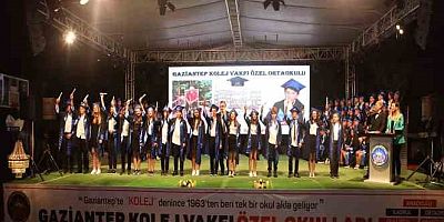 Gaziantep Kolej Vakfı Özel Ortaokulu’nda Mezuniyet Heyecanı