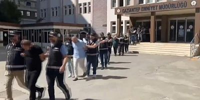 Gaziantep merkezli 3 ilde kamuyu 13 milyon TL zarara uğratan şahıslara operasyon: 13 gözaltı
