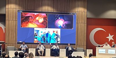 Gaziantep Şehir Hastanesi’nde canlı ameliyat eşliğinde eğitim sempozyumu