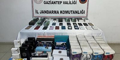 Gaziantep'te 1,8 milyon TL değerinde elektronik eşya ele geçirildi: 2 gözaltı