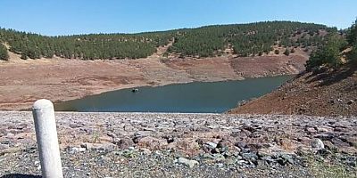 Gaziantep'te, 11 bin 160 dekar araziyi sulayan göletlerde su seviyesi yüzde 5'e düştü