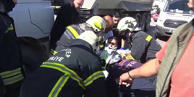 Gaziantep'te 2 tır çarpıştı: 1 yaralı