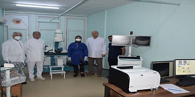 Gaziantep'te 25 Aralık Devlet Hastanesi'nde taş kırma cihazı kazandırıldı