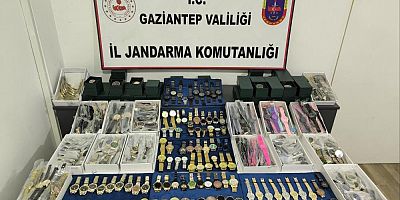 Gaziantep'te 3 milyon TL değerinde kaçak taklit saat ele geçirildi
