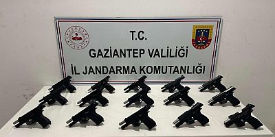 Gaziantep'te 30 adet kaçak silah ele geçirildi: 3 şahıs tutuklandı