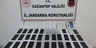 Gaziantep’te 800 bin TL değerinde kaçak telefon ele geçirildi