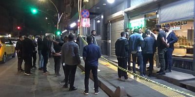 Gaziantep’te alacak verecek kavgası kanlı bitti: 1’i ağır 3 yaralı