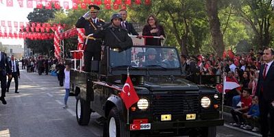 Gaziantep'te, Cumhuriyet'in 100'üncü yılı coşkuyla kutlandı