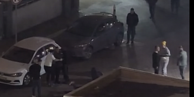 Gaziantep'te gençler mahalleyi ayağa kaldırdı! Kimisi dövdü, kimisi seyretti