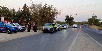 Gaziantep'te jandarmadan şok huzur-güven uygulaması: Aranan 36 şahıs yakalandı