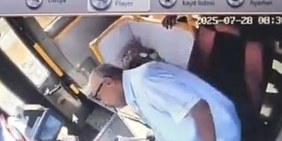 Gaziantep’te Otobüs Şoförü Direksiyon Başında Kalp Krizi Geçirdi: Yolcunun Müdahalesi Faciayı Önledi