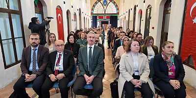 Gaziantep’te “Sarsıntının Ardından: Aile, Dayanışma ve Yeniden Kuruluş” Çalıştayı Düzenlendi