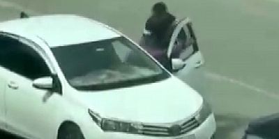 Gaziantep'te trafikte yaşanan şiddet olayı cep telefonu kamerasında